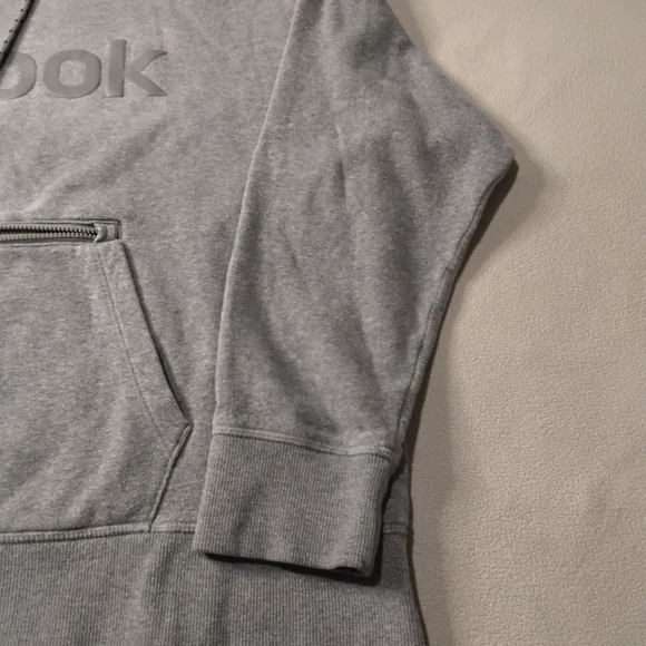Reebok Womens Gray Hoodie Pullover Sweatshirt Sz XL Zip Pocket. - Picture 3 of 9